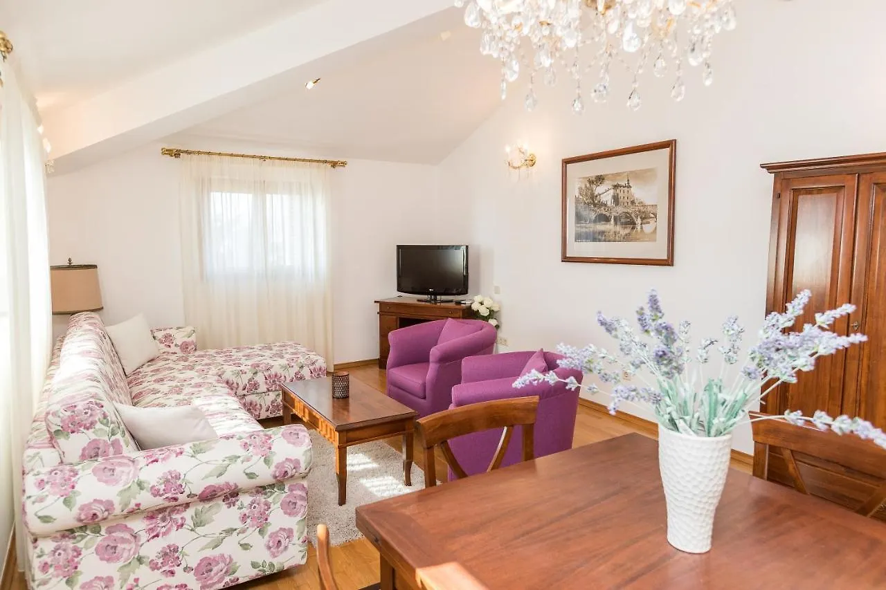 Apartments Villa Castello Crikvenica