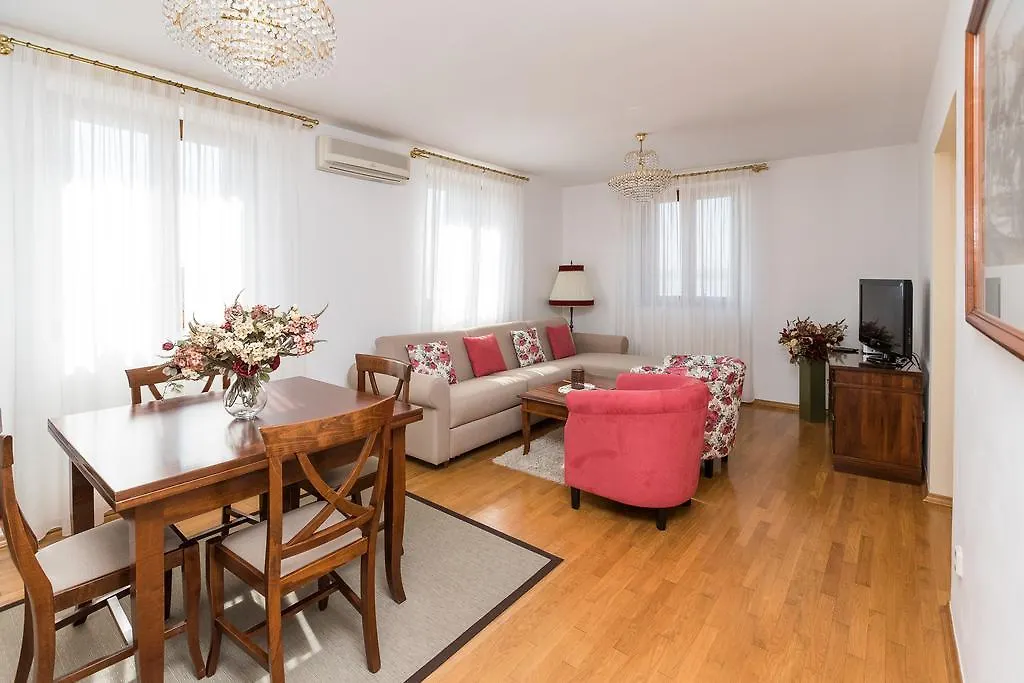 Apartments Villa Castello Crikvenica